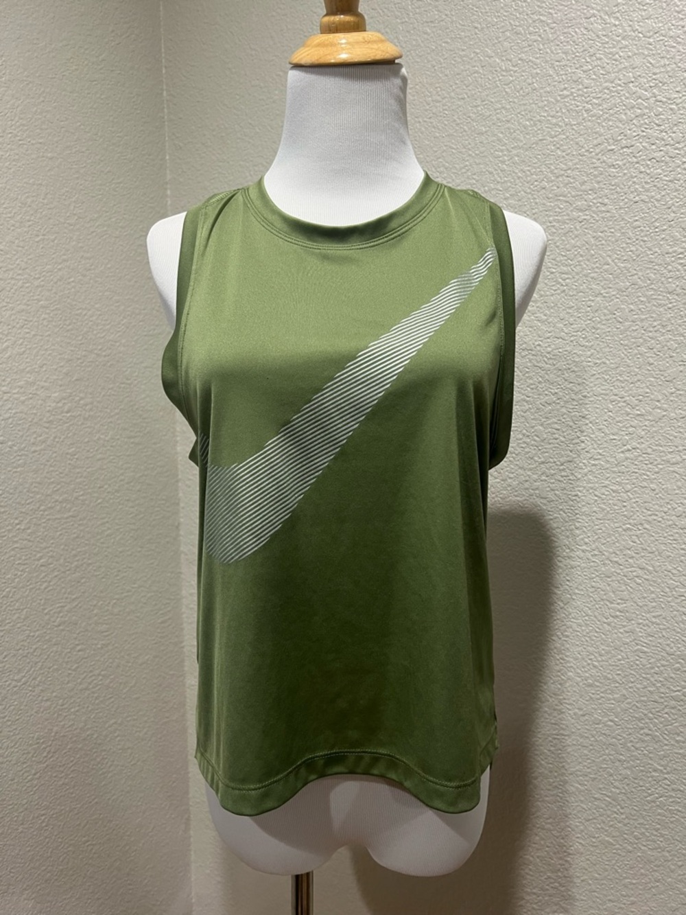 Nike Dri-Fit Green Swoosh Tank, M